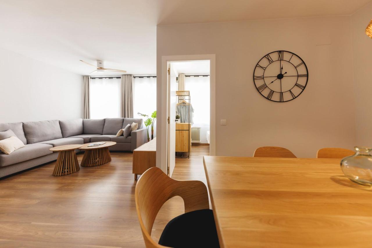 Bravissimo Figuerola, Spacious 3-Bedroom Apartment Girona Exterior foto
