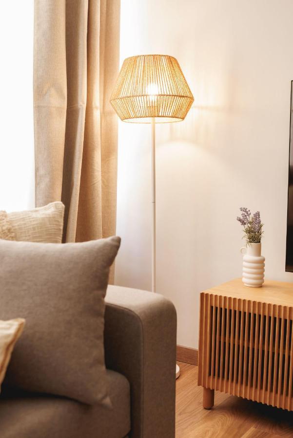 Bravissimo Figuerola, Spacious 3-Bedroom Apartment Girona Exterior foto