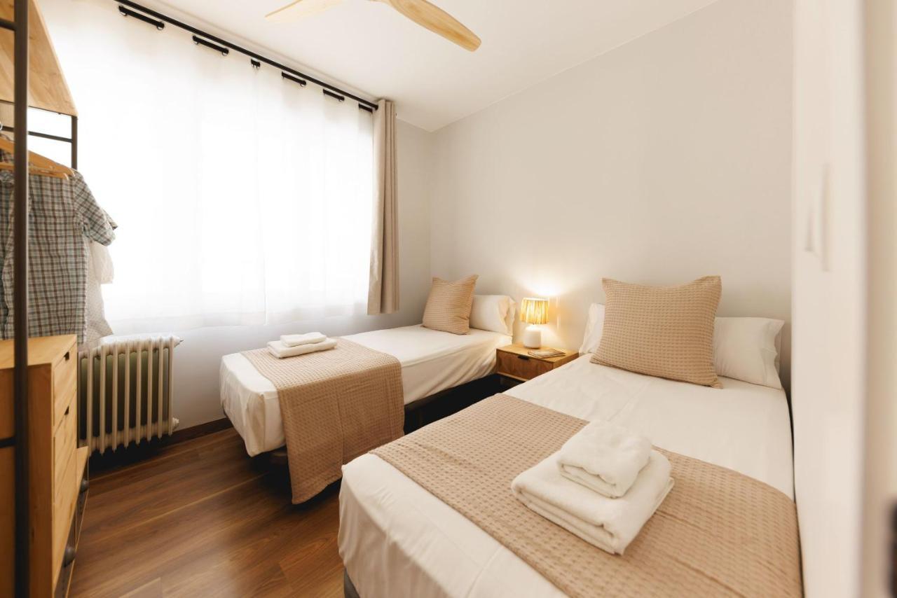 Bravissimo Figuerola, Spacious 3-Bedroom Apartment Girona Exterior foto